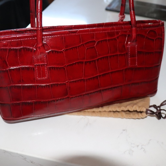 Monsac Handbag Red (blue hue) Alligator Embossed Leather - Picture 3 of 9